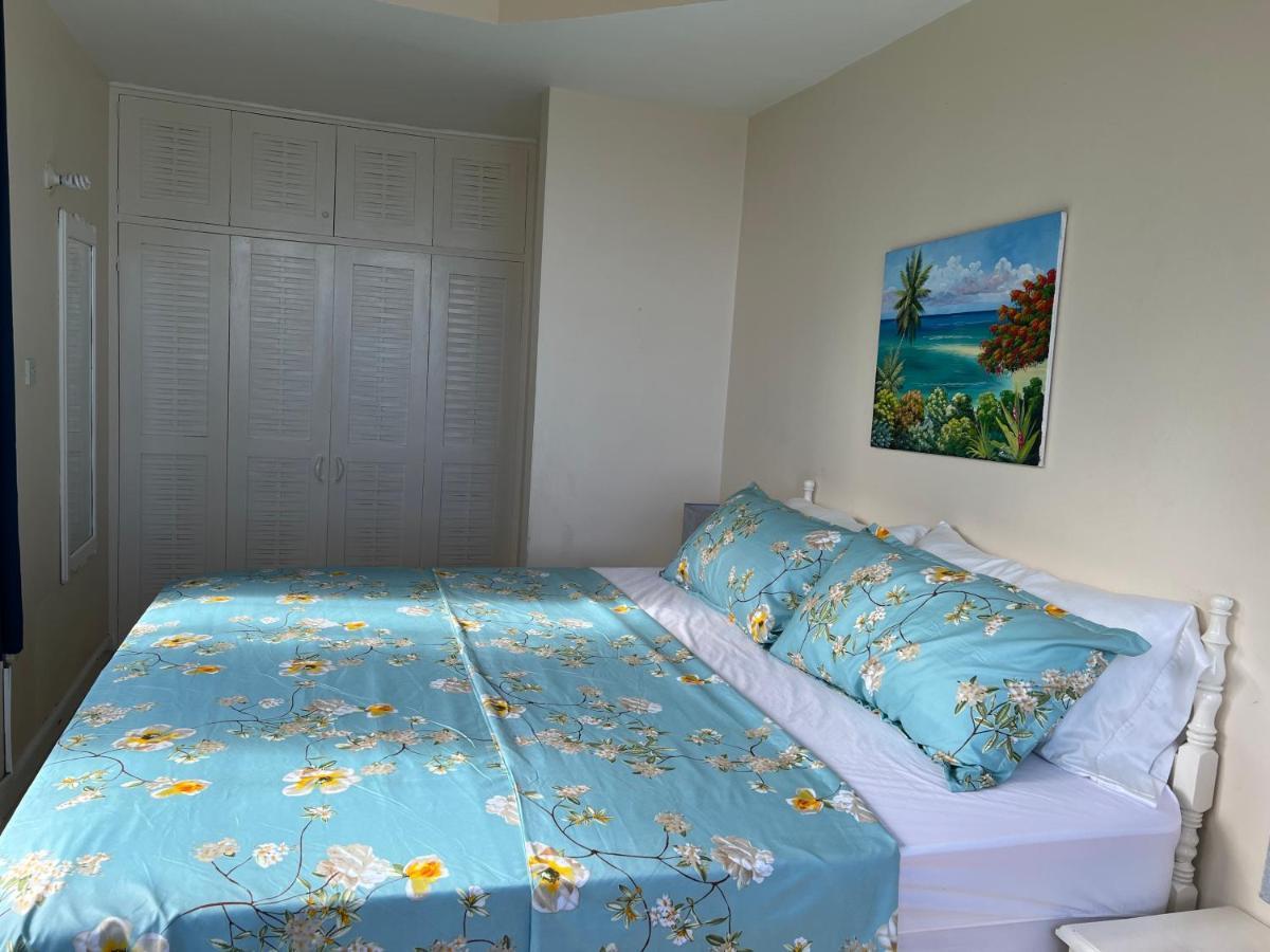Pampered In Paradise Near Ian Fleming Airport Ocj Ocho Rios Exteriör bild