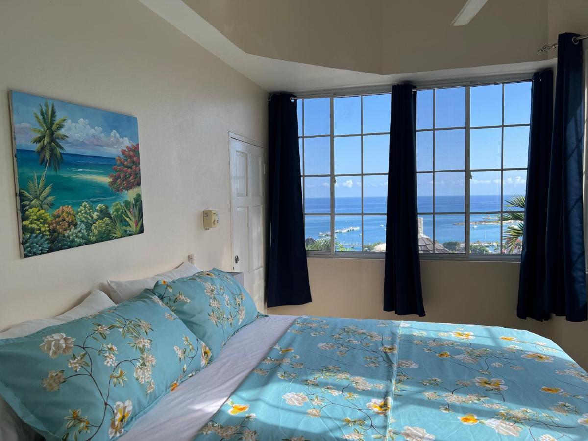 Pampered In Paradise Near Ian Fleming Airport Ocj Ocho Rios Exteriör bild